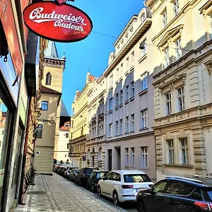 Apartment Reznicka, Prague