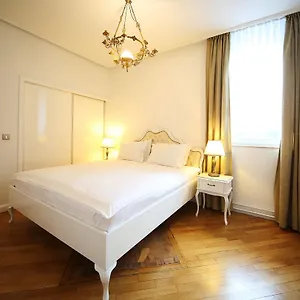 Minka 3* Ljubljana